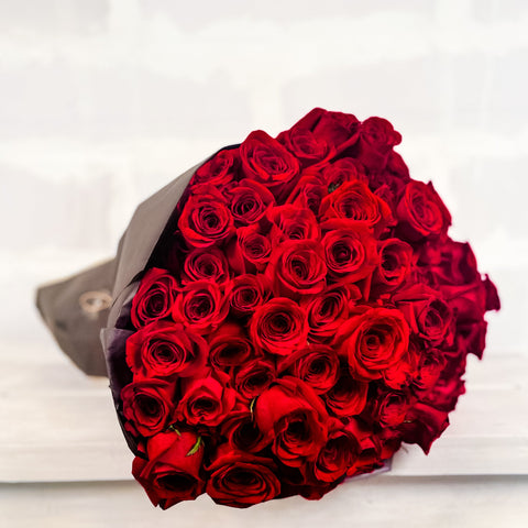Atado de 100 - 150 Rosas